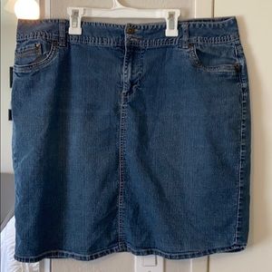 knee length denim skirt